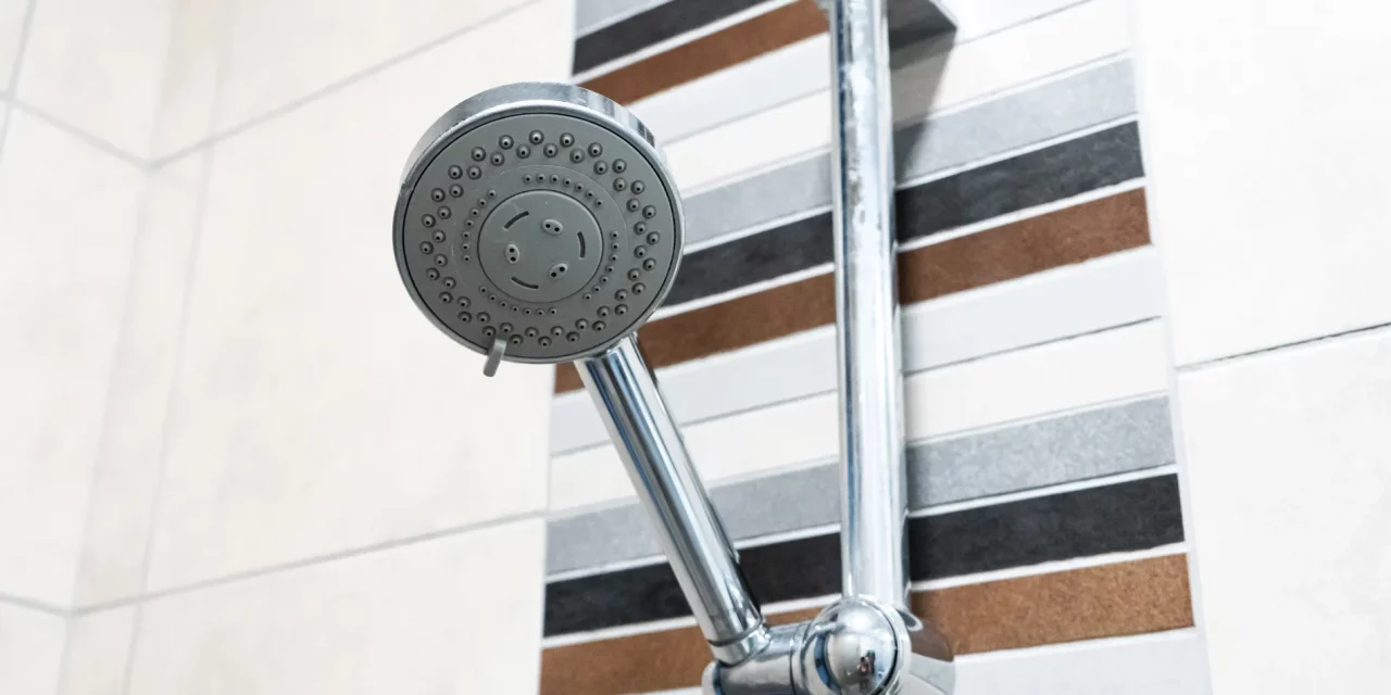 Barre de douche : les signes d’usure